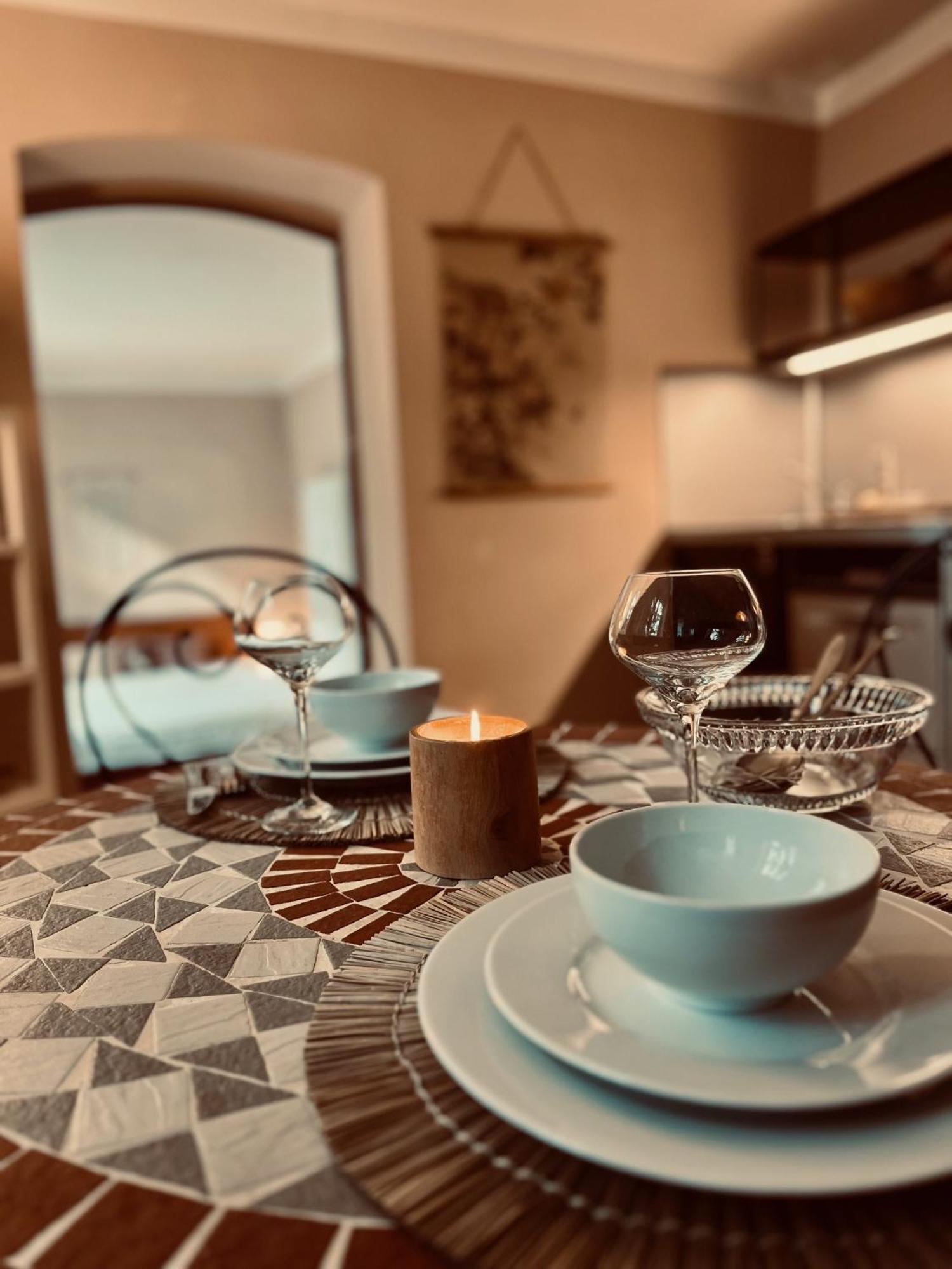Apartment Am Schloss - Flair ซาร์บรึคเคน ภายนอก รูปภาพ