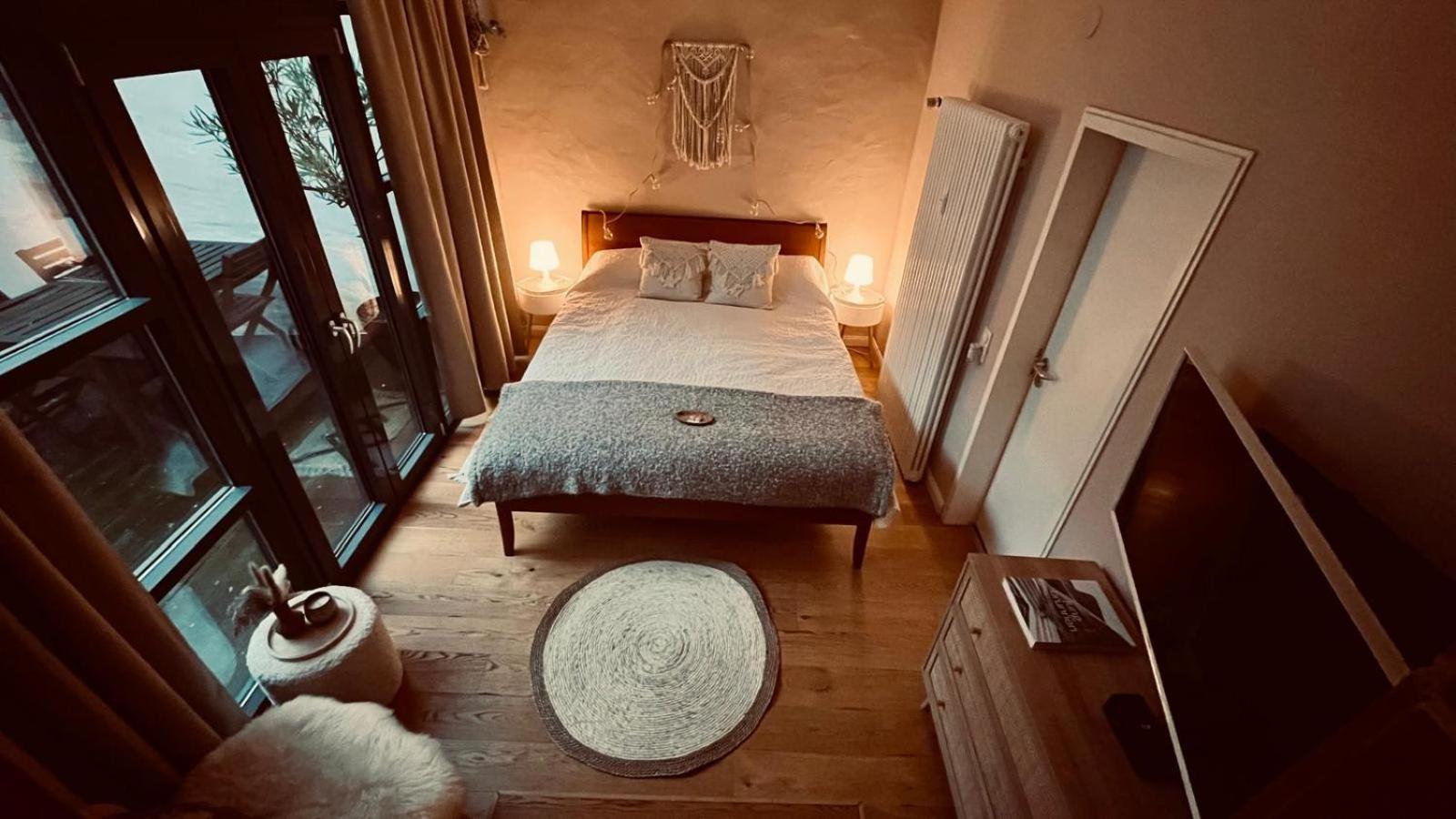 Apartment Am Schloss - Flair ซาร์บรึคเคน ภายนอก รูปภาพ